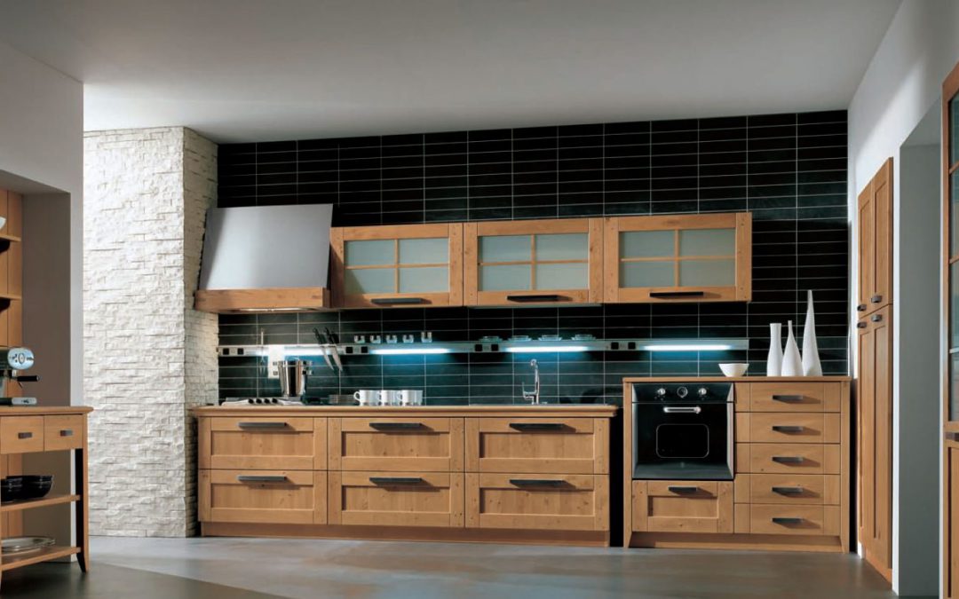 https://www.agloma.es/wp-content/uploads/2013/11/cocina-de-madera-maciza-1080x675.jpg