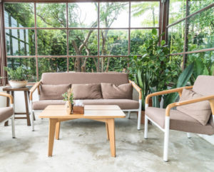 conjunto de muebles en terraza